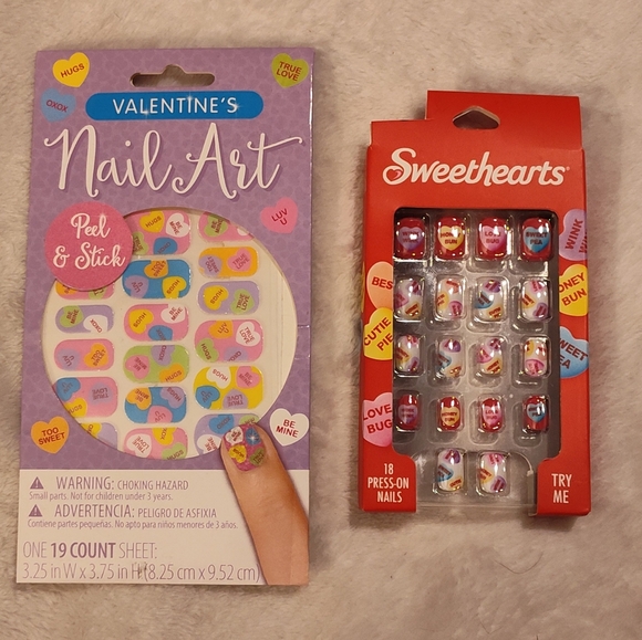 NWT! Valentine's Day Nail Polish Strips & Press-On Nails Set - Picture 2 of 12